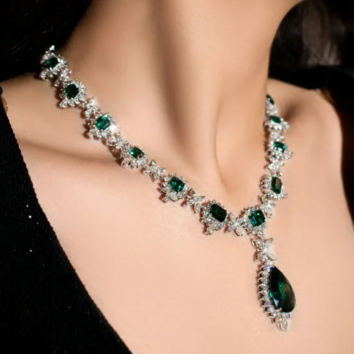 American diamond pendant set