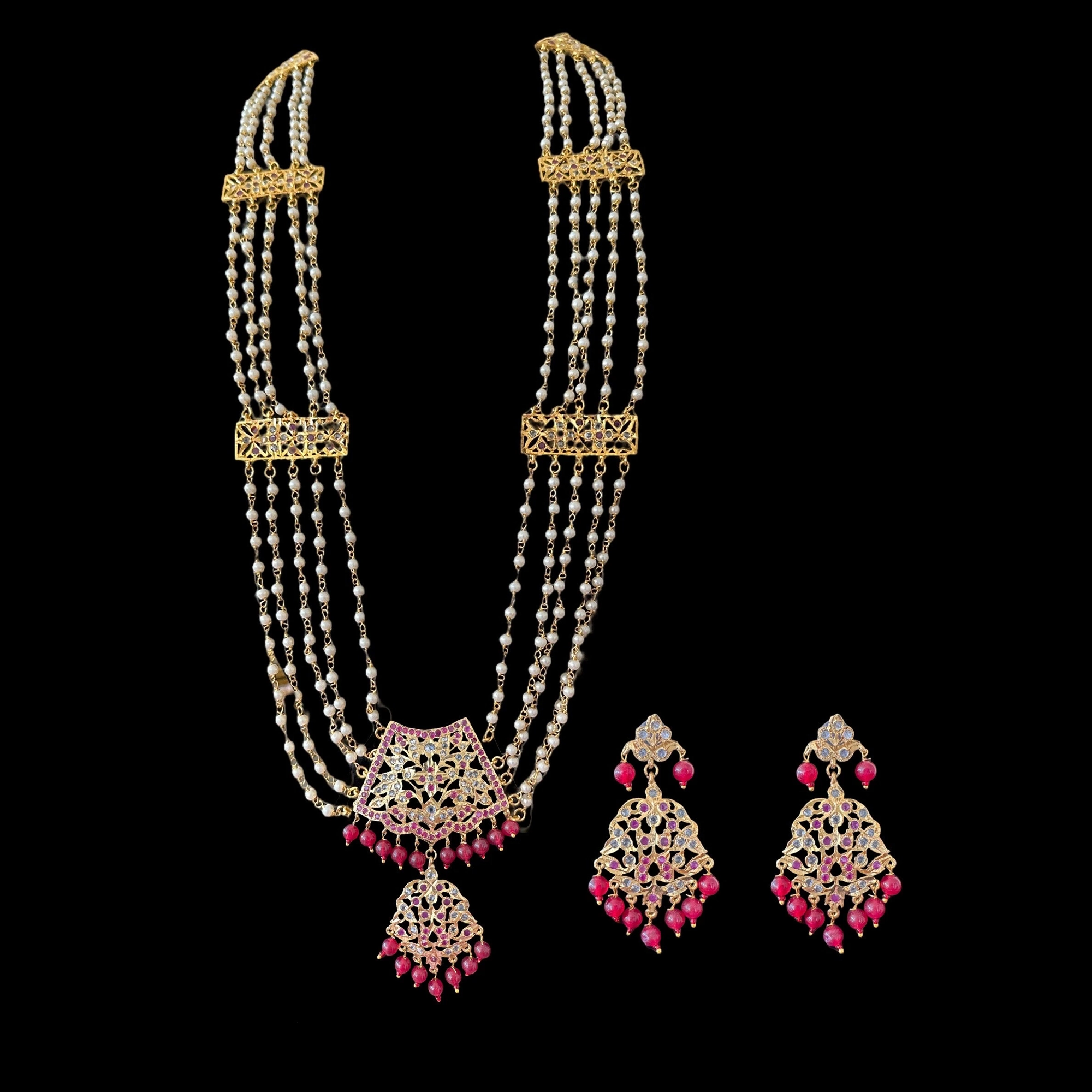 Styling the Rani Haar: From Ceremony to Reception